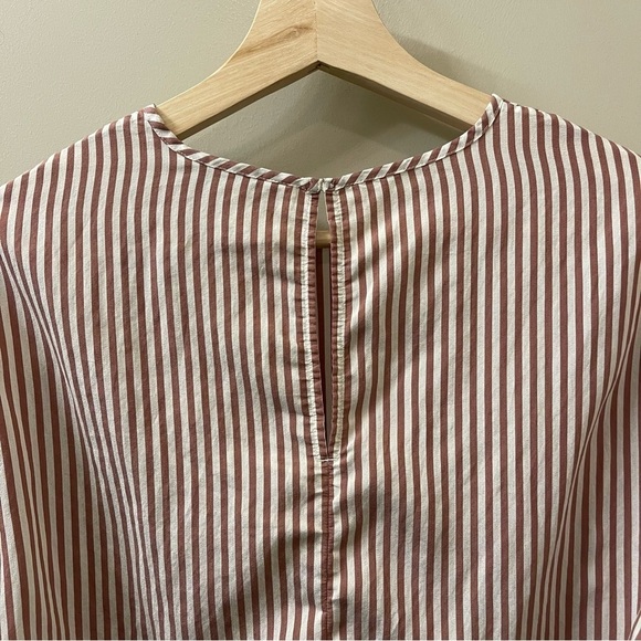Club Monaco ruffle short-sleeve striped cropped top size small - Picture 6 of 10